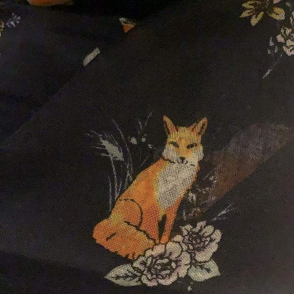 🌞 Printed Village Fox Oversized Fox Scarf - Picture 2 of 5